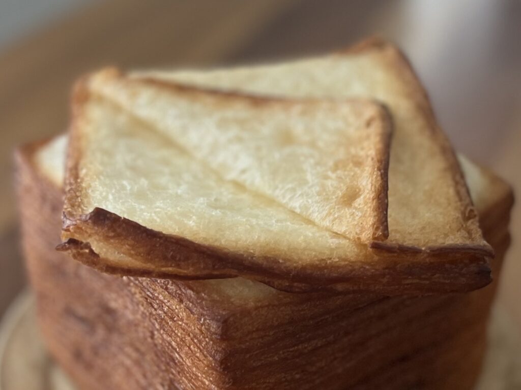 【沖縄】「めくるクロワッサン食パン リーヴル」 を食べました！@ロワジールホテル 那覇 TB icoco