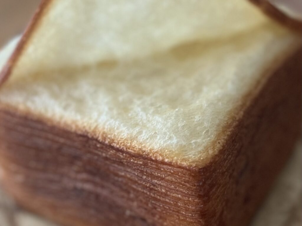 【沖縄】「めくるクロワッサン食パン リーヴル」 を食べました！@ロワジールホテル 那覇 TB icoco