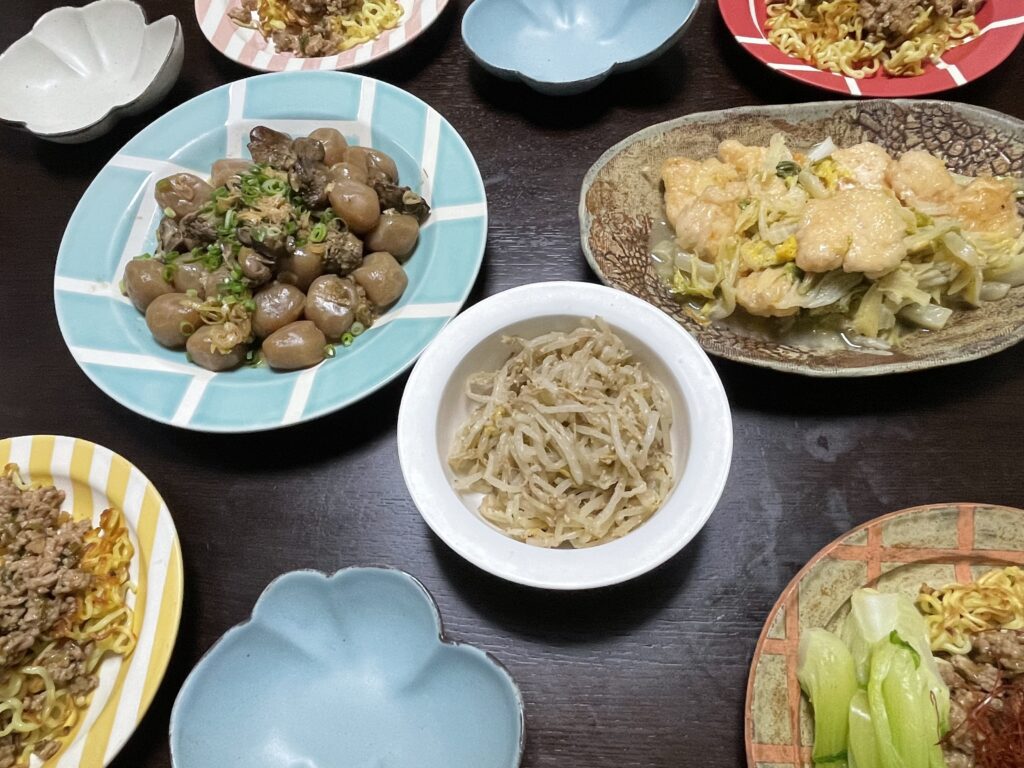 栗原はるみさんのレシピ「もやしのナムル」を40代主婦が作ってみた写真。