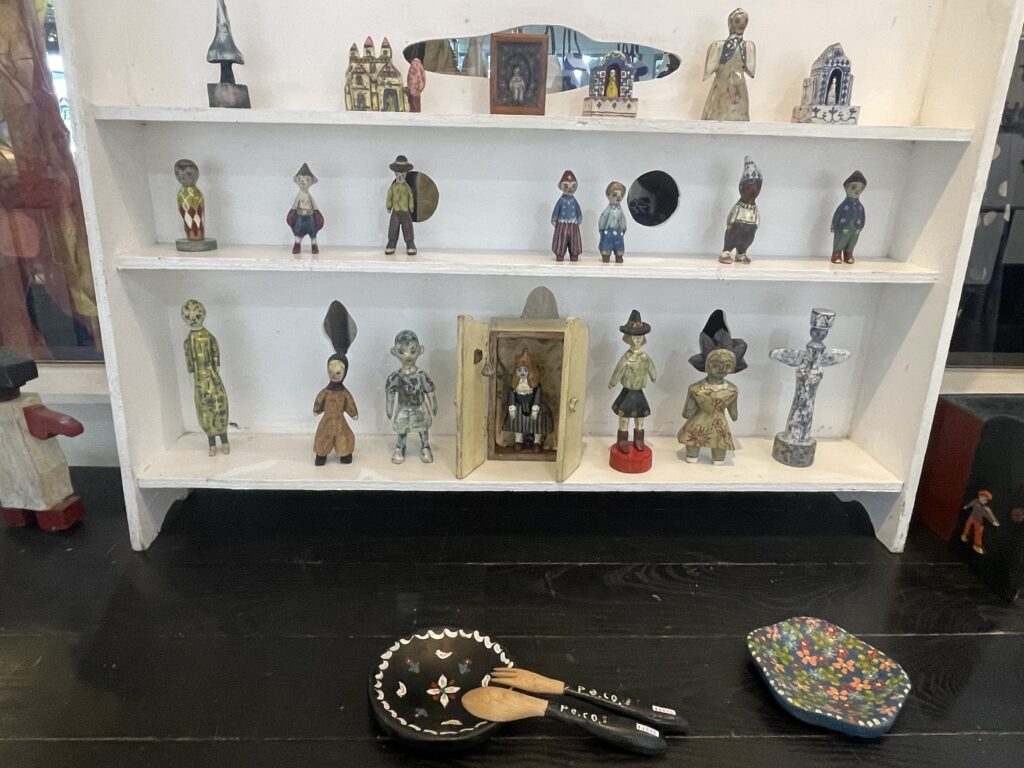 JIKE STUDIOで開催されている「│企画展│木工アートpa.co.の世界vol.5眺めの良い場所」の展示の様子12