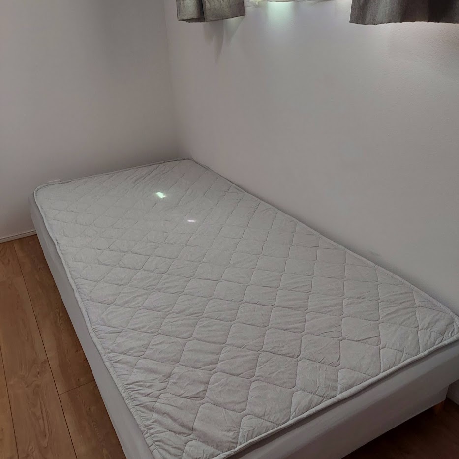 ベッド完成　組み立て簡単　寝具