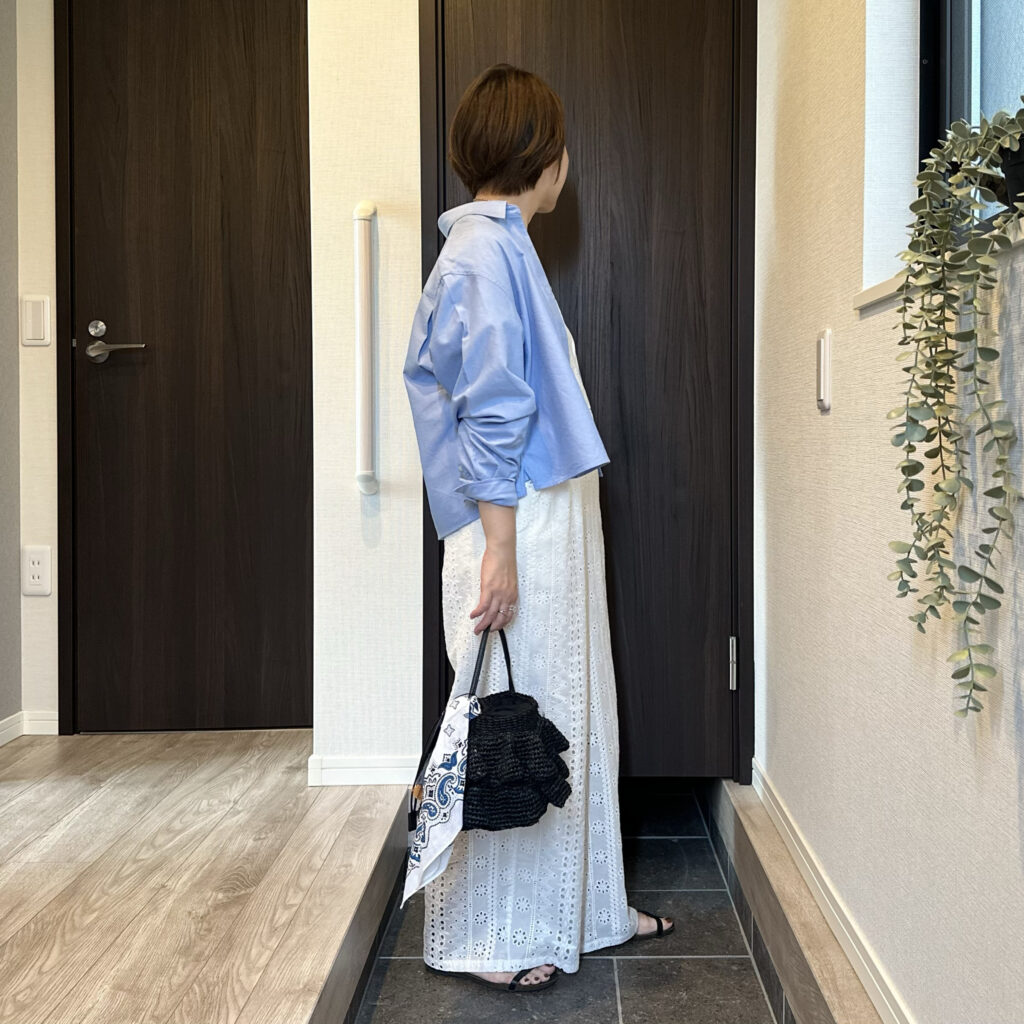 Samansa Mos2 blue(サマンサモスモスブルー) カットワークサロペット　30代コーデ