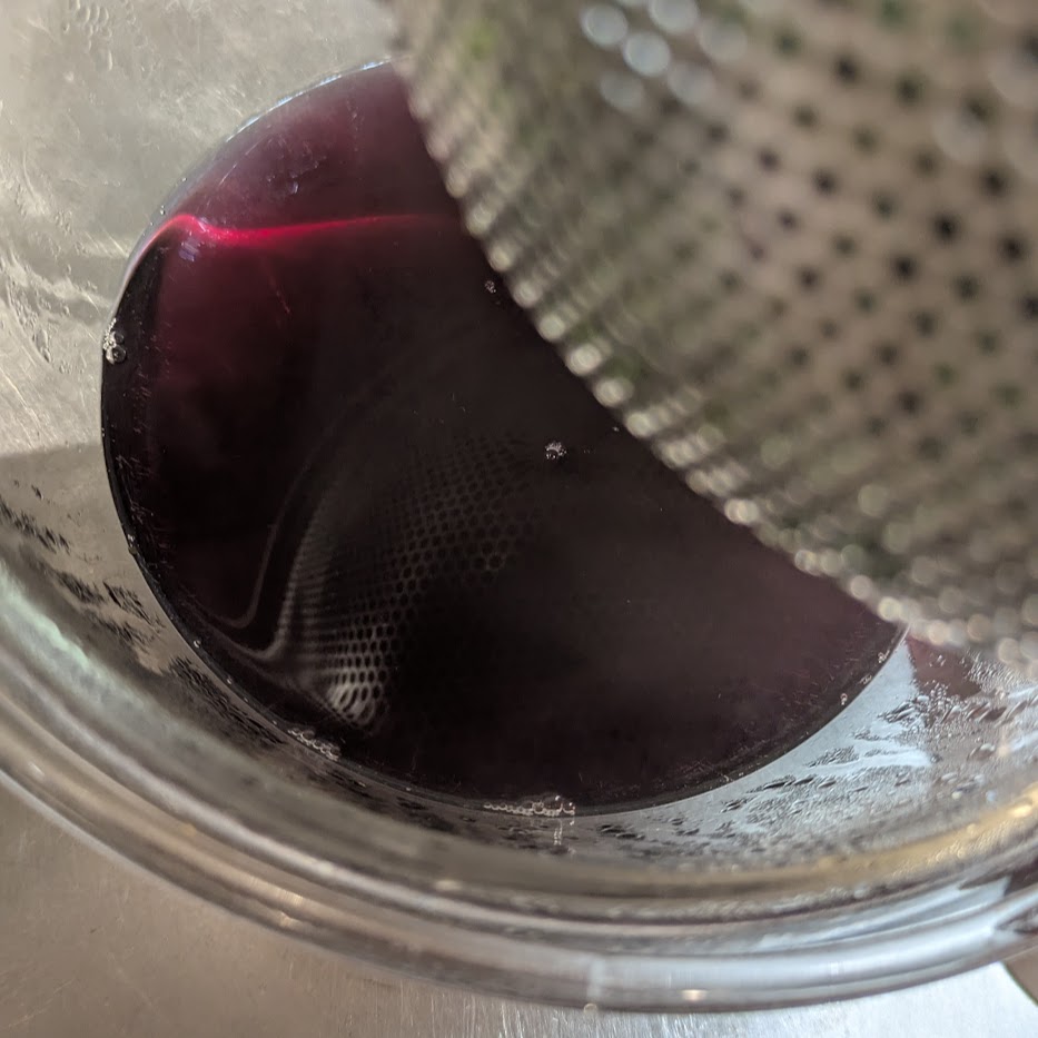 赤しそジュース　絞る　手つくり