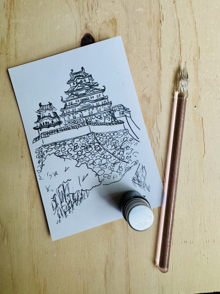 セリアのガラスペンとガラスペンで描いたお城の絵