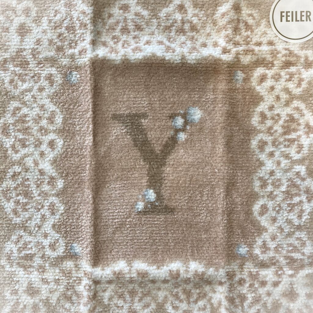 フェイラー イニシャルハンカチ