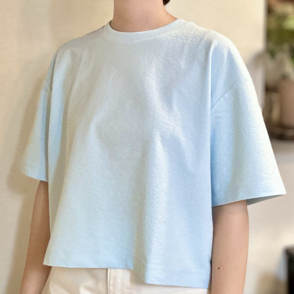 ユニクロのテクスチャージャージーT　30代のTシャツコーデ