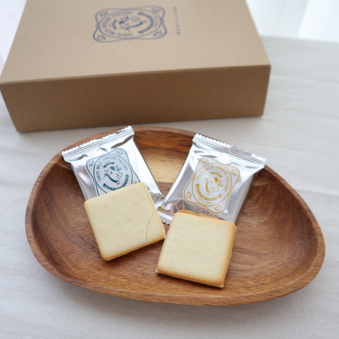 東京ミルクチーズ工場
羽田空港
お土産