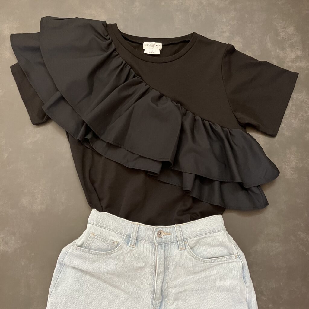 CIAOPANIC TYPY　コーデ　フリルTシャツ