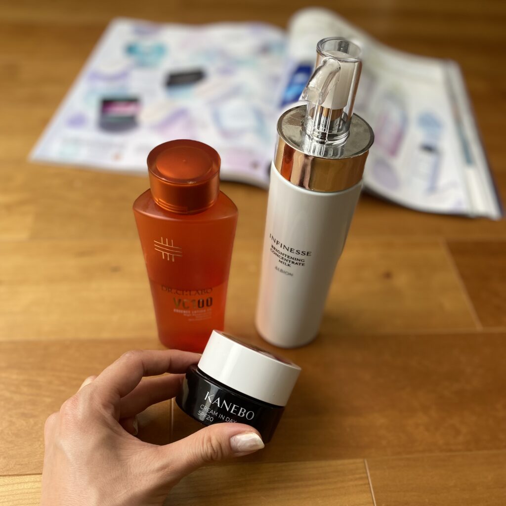 LEE7月号とLEE100人隊の愛用コスメ