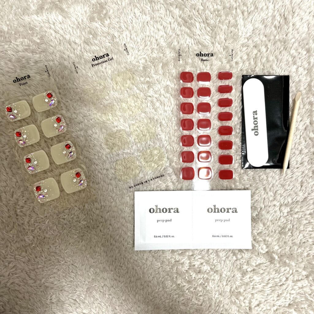 ohora「セミキュアジェルネイルシール（ペディキュア）」中身