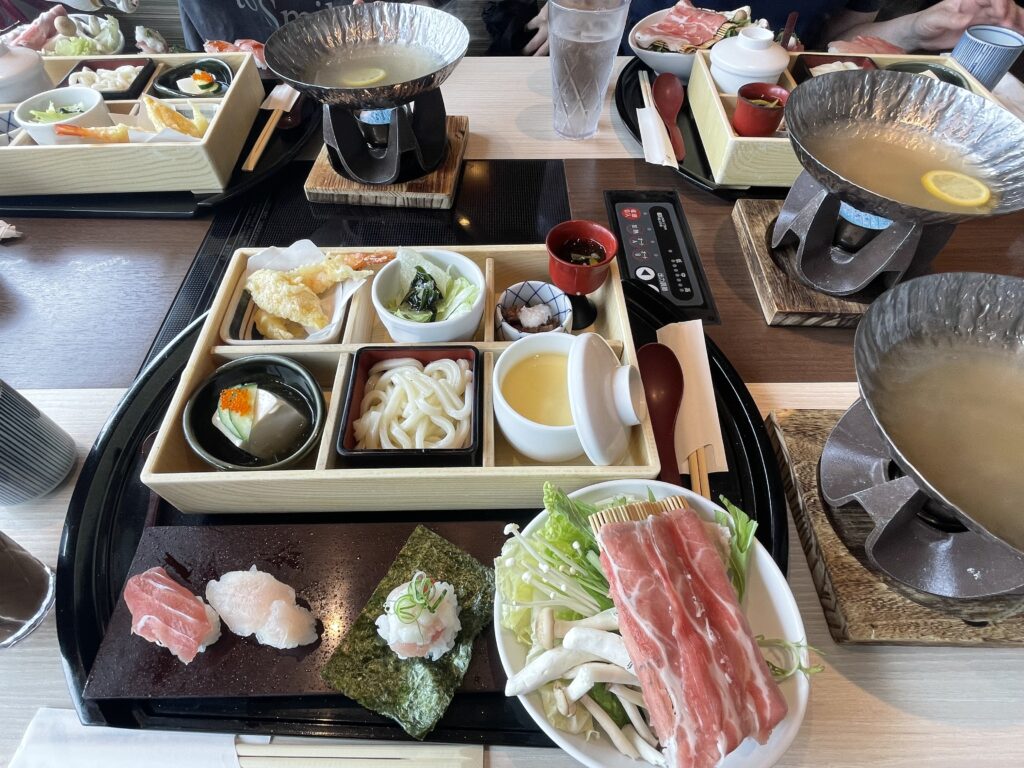 松花堂弁当ランチと塩レモン鍋