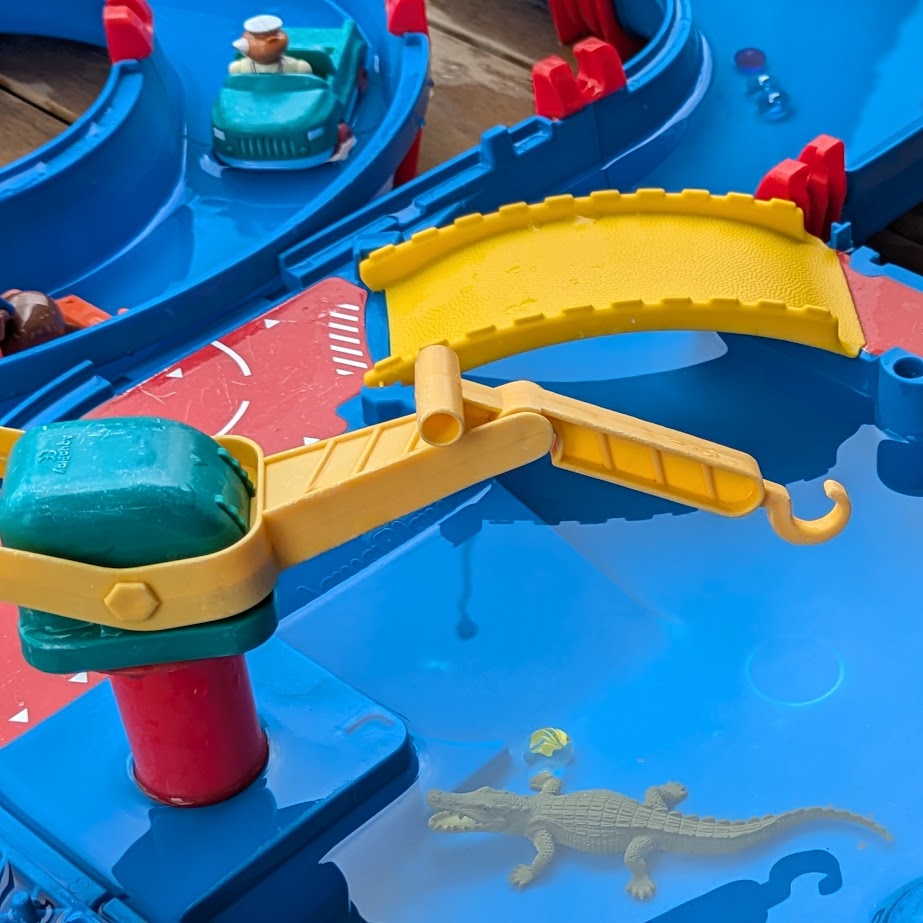 アクアプレイ　ボーネルンド　水遊び