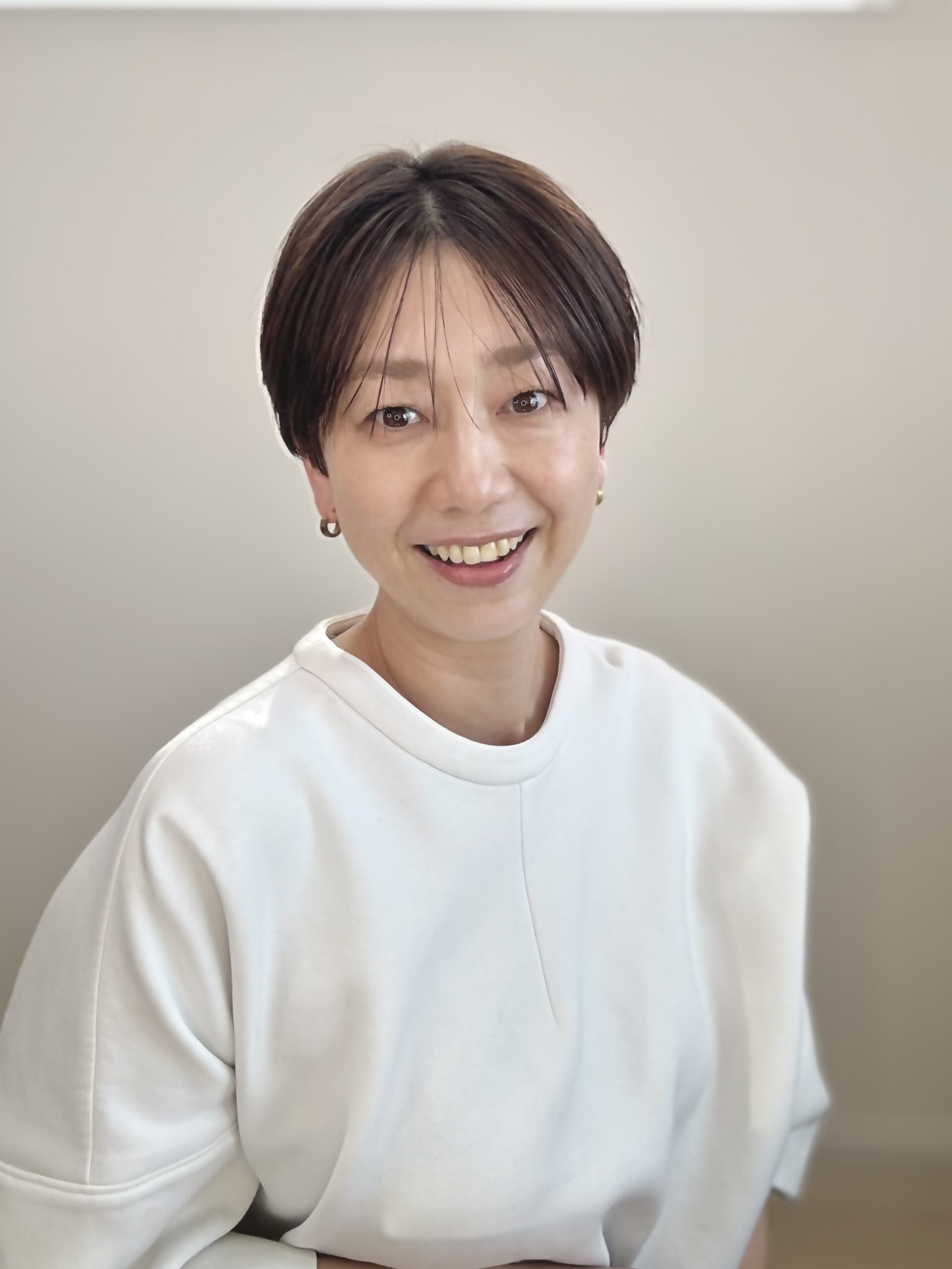 ヘア＆メイクアップアーティスト YUTA.さんの近影