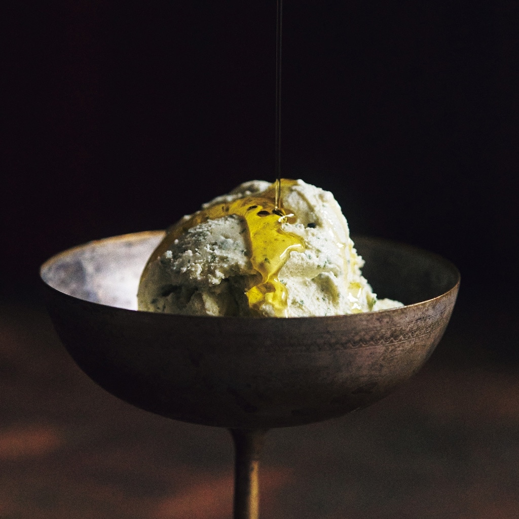 今井真実さん　アイスクリームにオリーブオイル、バジル