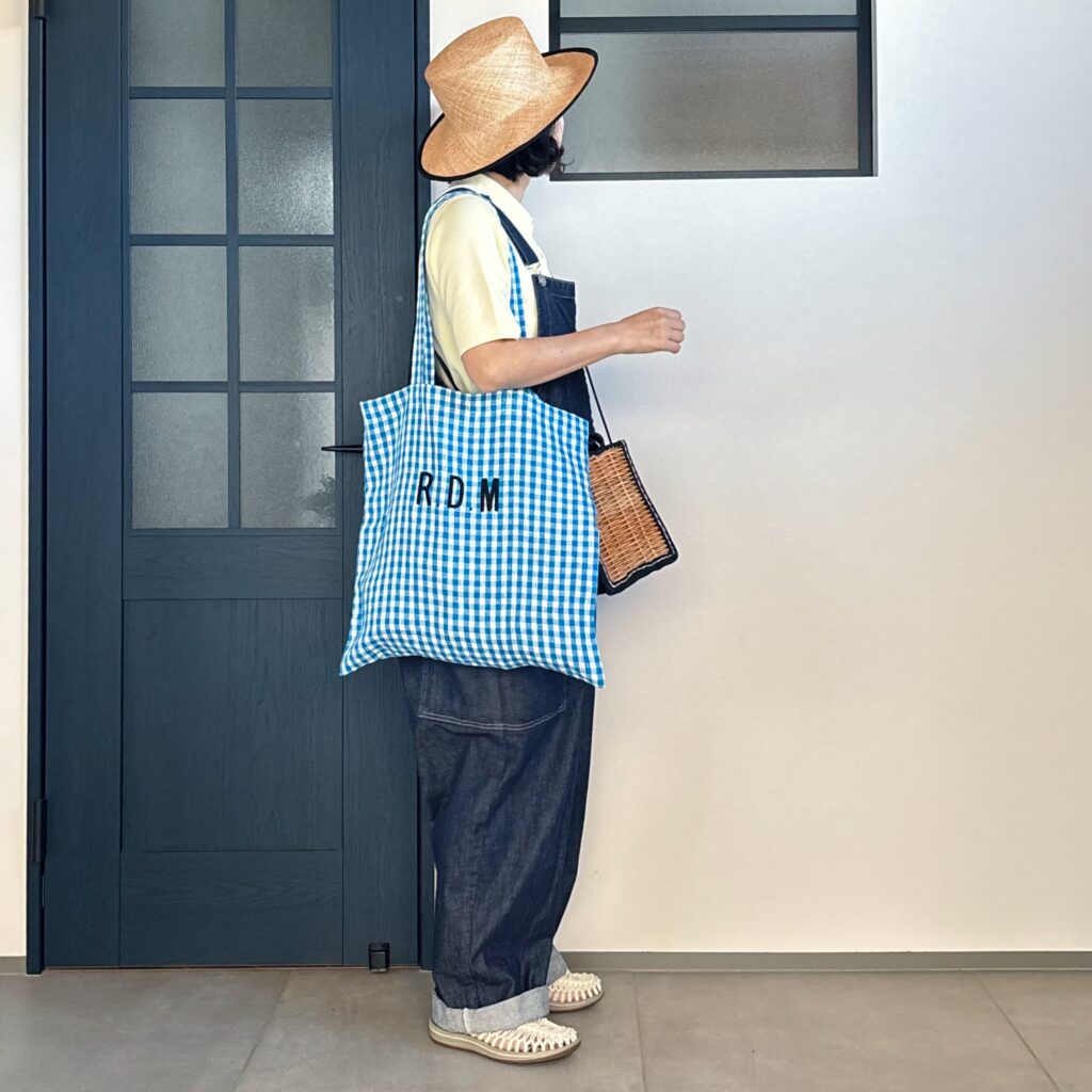 ユニクロ「ポロセーター半袖（YELLOW）」のコーデ３