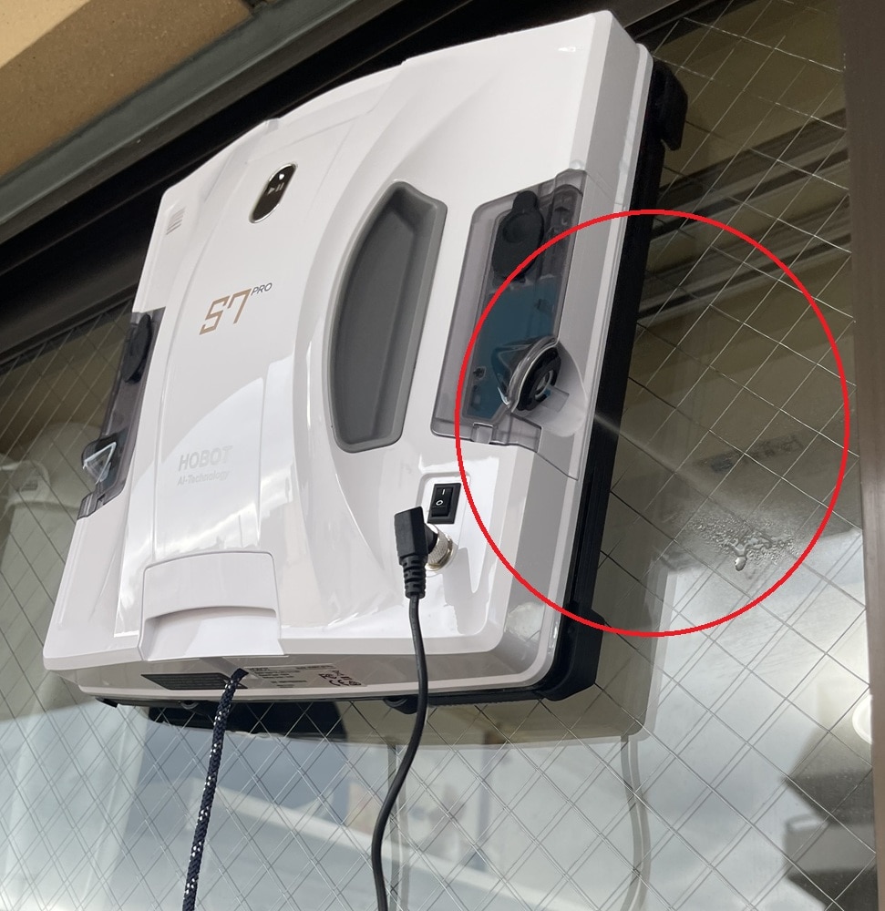 神原サリーさんが紹介する自動窓掃除機ロボット「HOBOT S7 PRO」