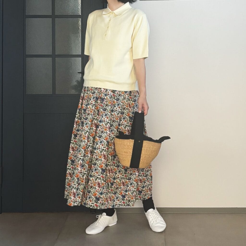 ユニクロ「ポロセーター半袖（YELLOW）」のコーデ２