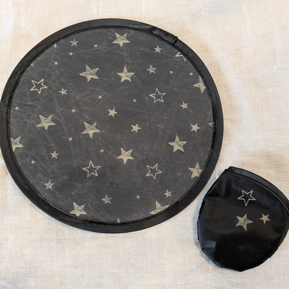 ダイソー　うちわ　折り畳み式