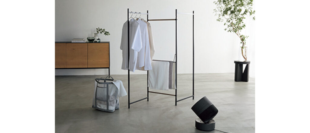 衣類の干し方や部屋の大きさに合わせて角度を調整して送風が可能