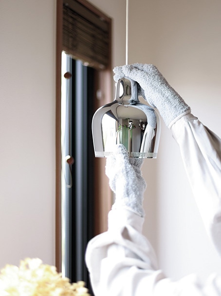 内田彩仍さん　照明