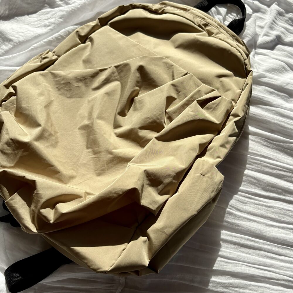 emmi eco 撥水ギャザーボディーバックパック バックパック