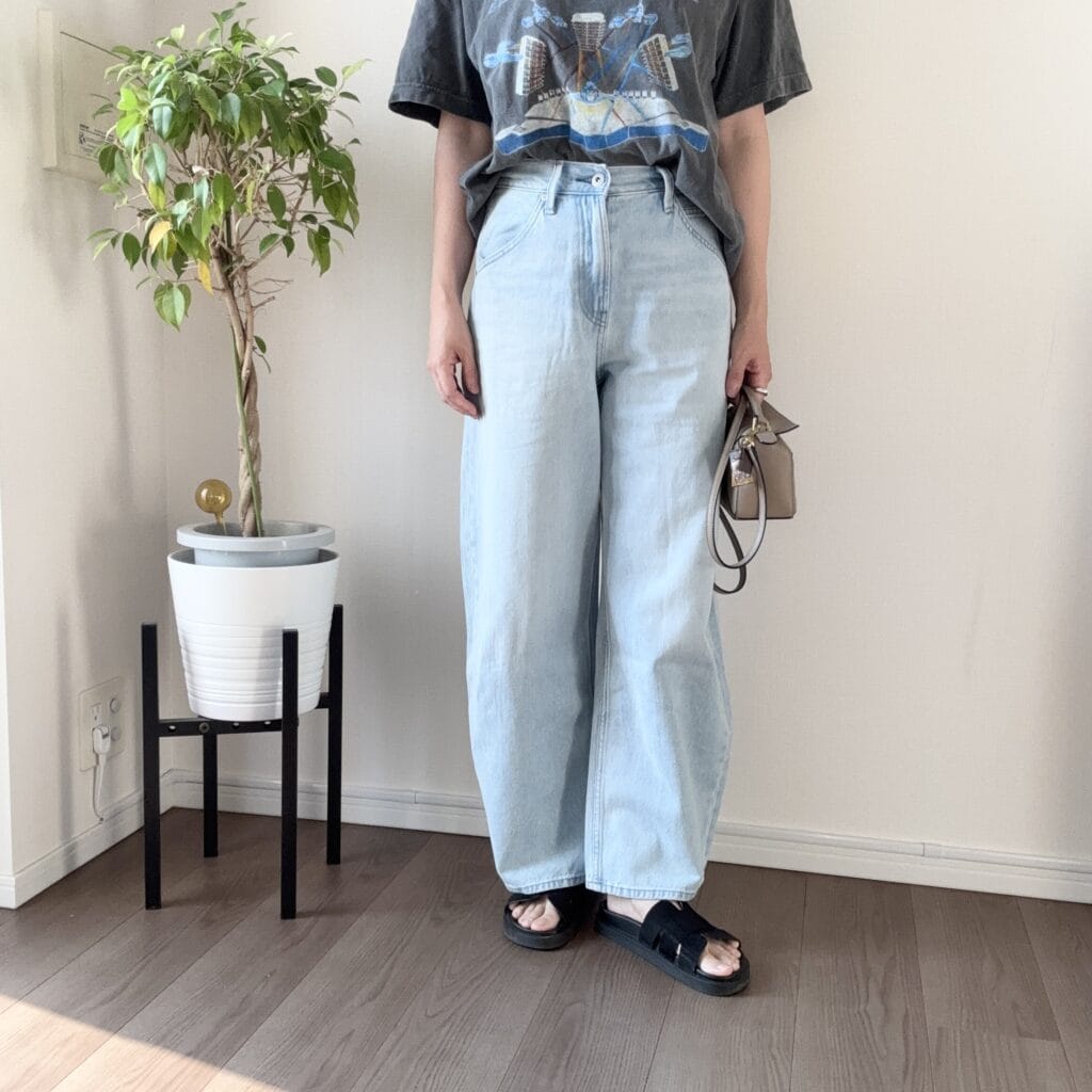 ユニクロ バギーカーブジーンズ