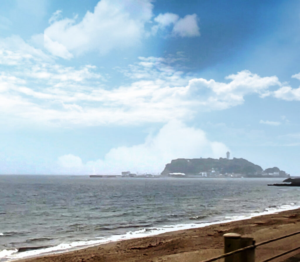江ノ島　神社　お出かけ