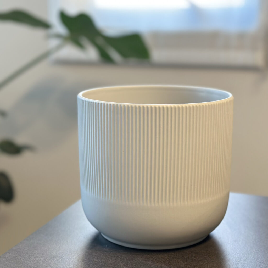 IKEA（イケア）の鉢カバー