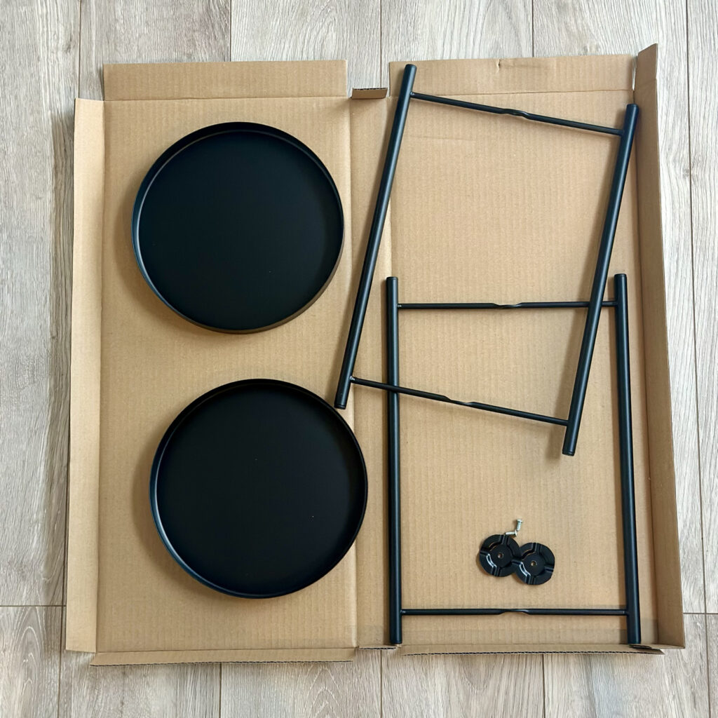 KEA（イケア）の鉢スタンド　オリブブラード