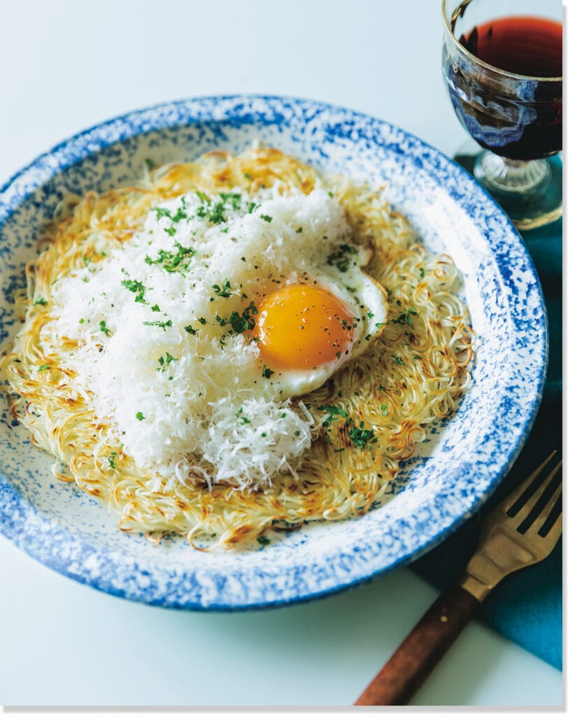 2025年LEE8・9月号『この夏はエンタ麺でいこう』のページ