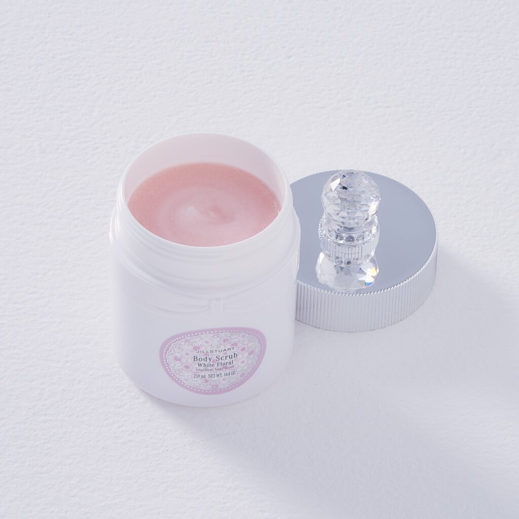 ジルスチュアート／ホワイトフローラル　ボディスクラブ