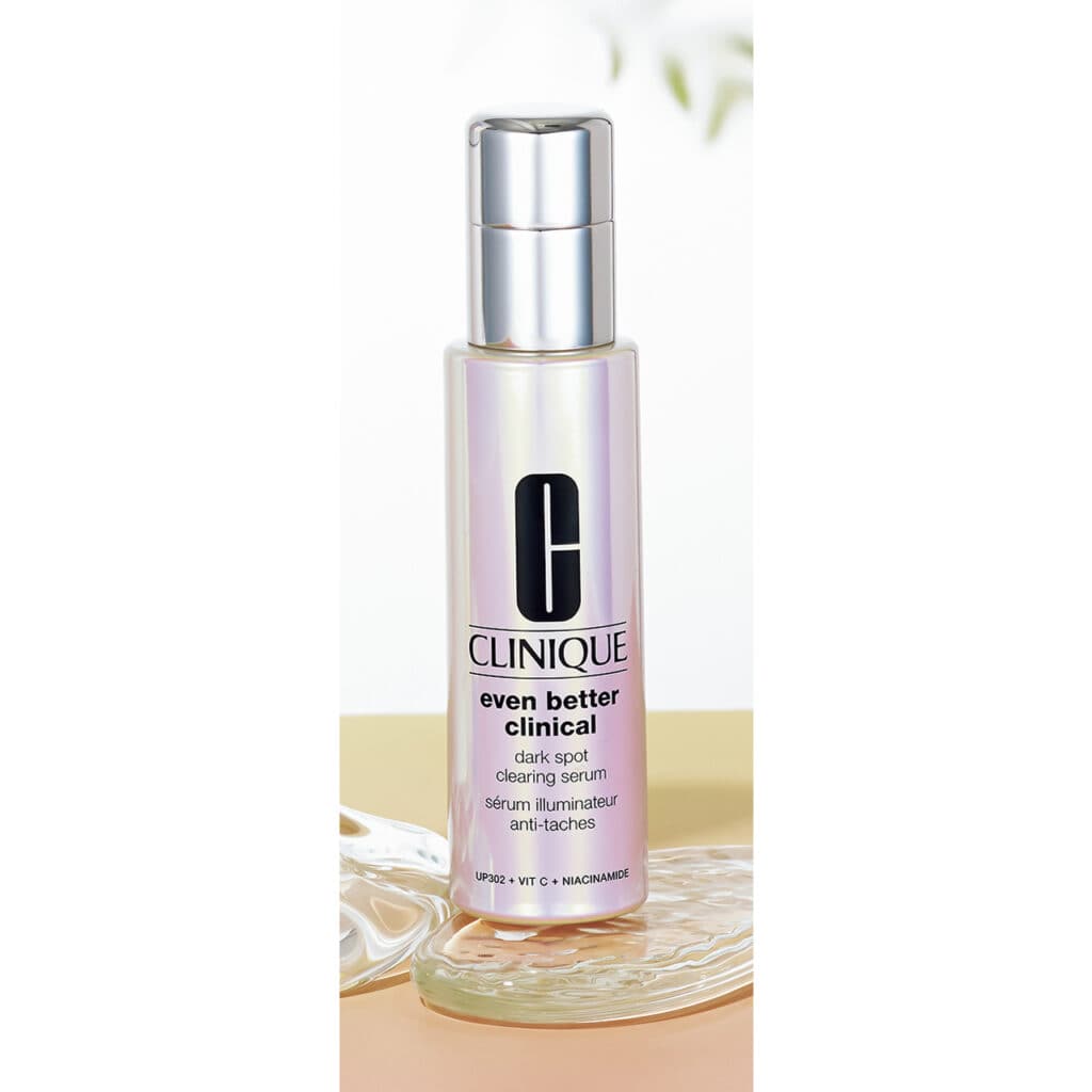 クリニーク
イーブン ベター イルミネーティングブライト セラム　50㎖￥16940
