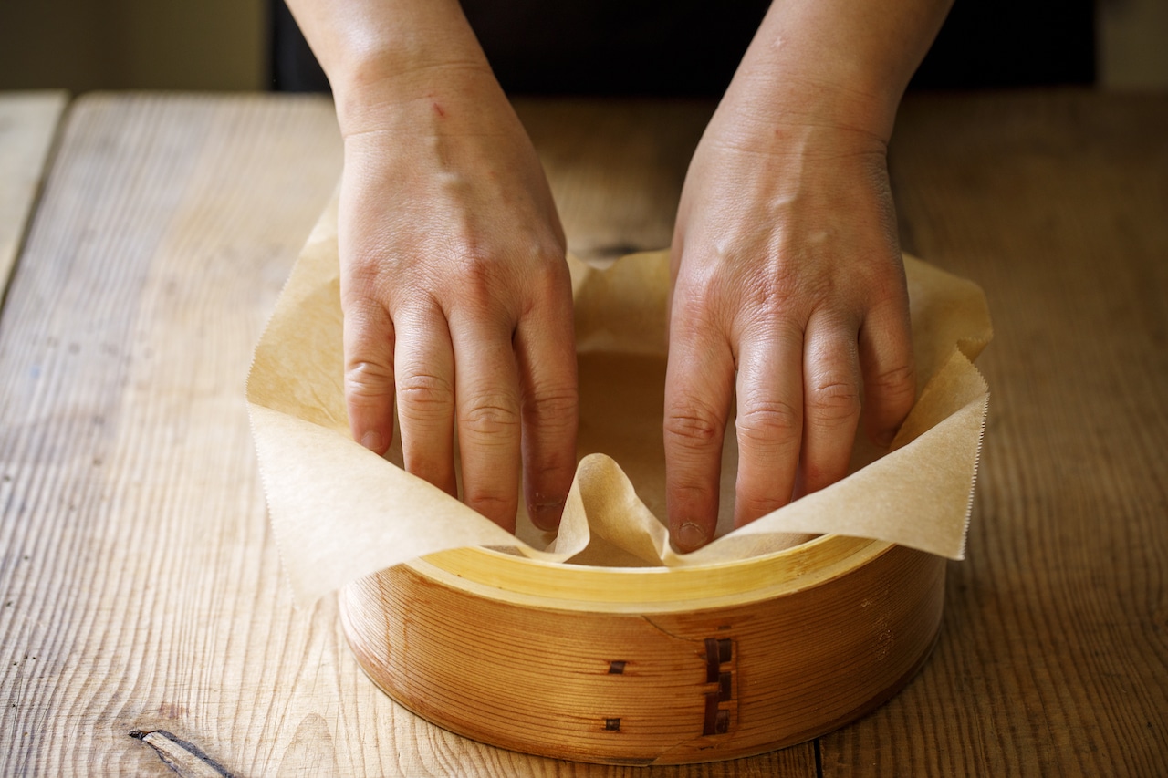 せいろの使い方　クッキングシートorさらしを敷く