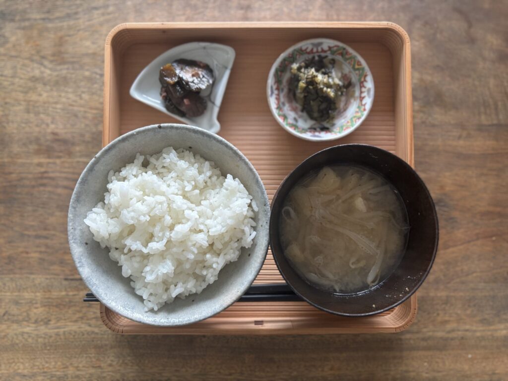 西利「京つけもの」 とごはんの朝食