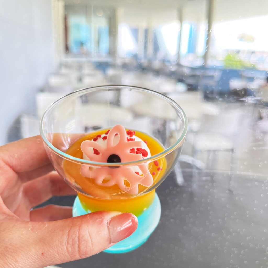 ディズニーランド 夏休み グルメ