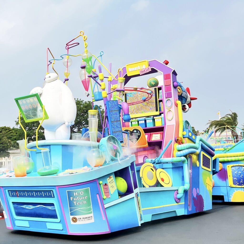 ディズニーランド 夏休み ベイマックス