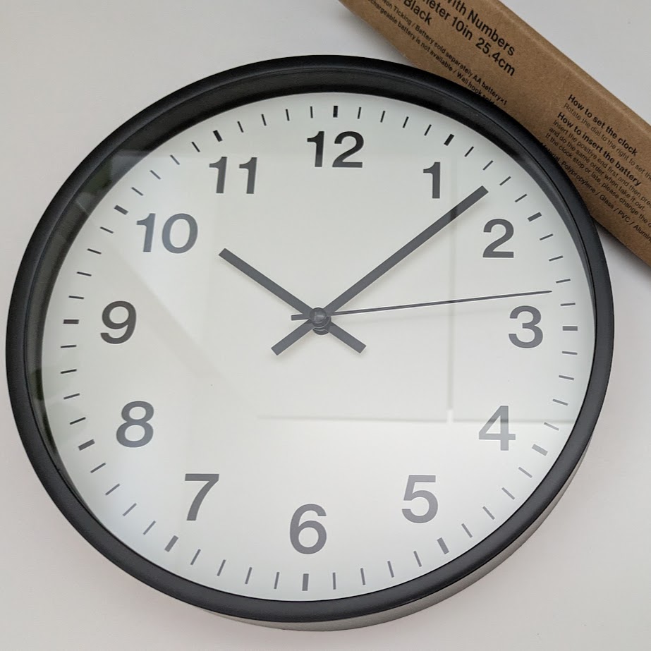 スタプロ　時計　５５０円