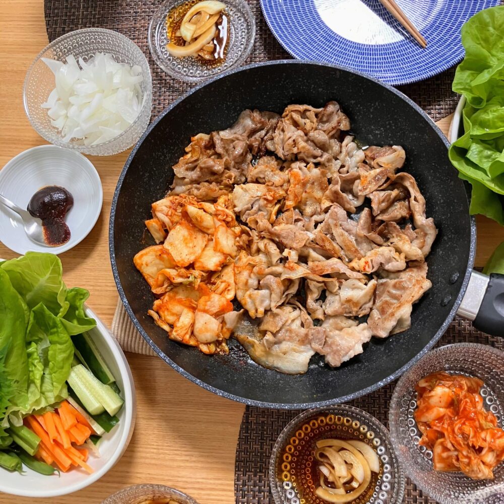 LEE100人隊が作った重信初江さんの『サムギョプサル』