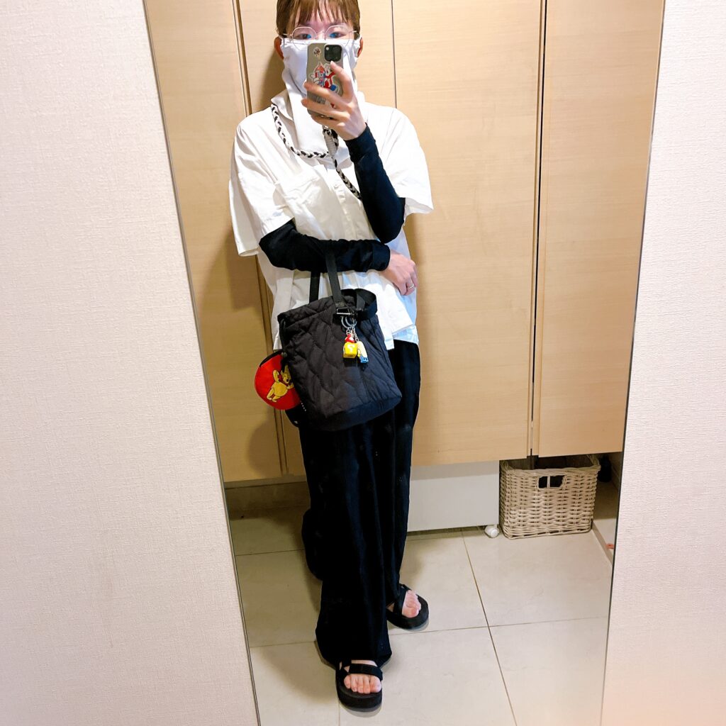 ブラックコーデ
