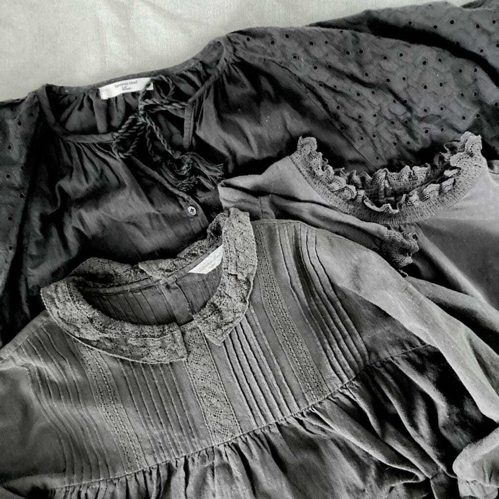 LEE100人隊のブラックアイテム