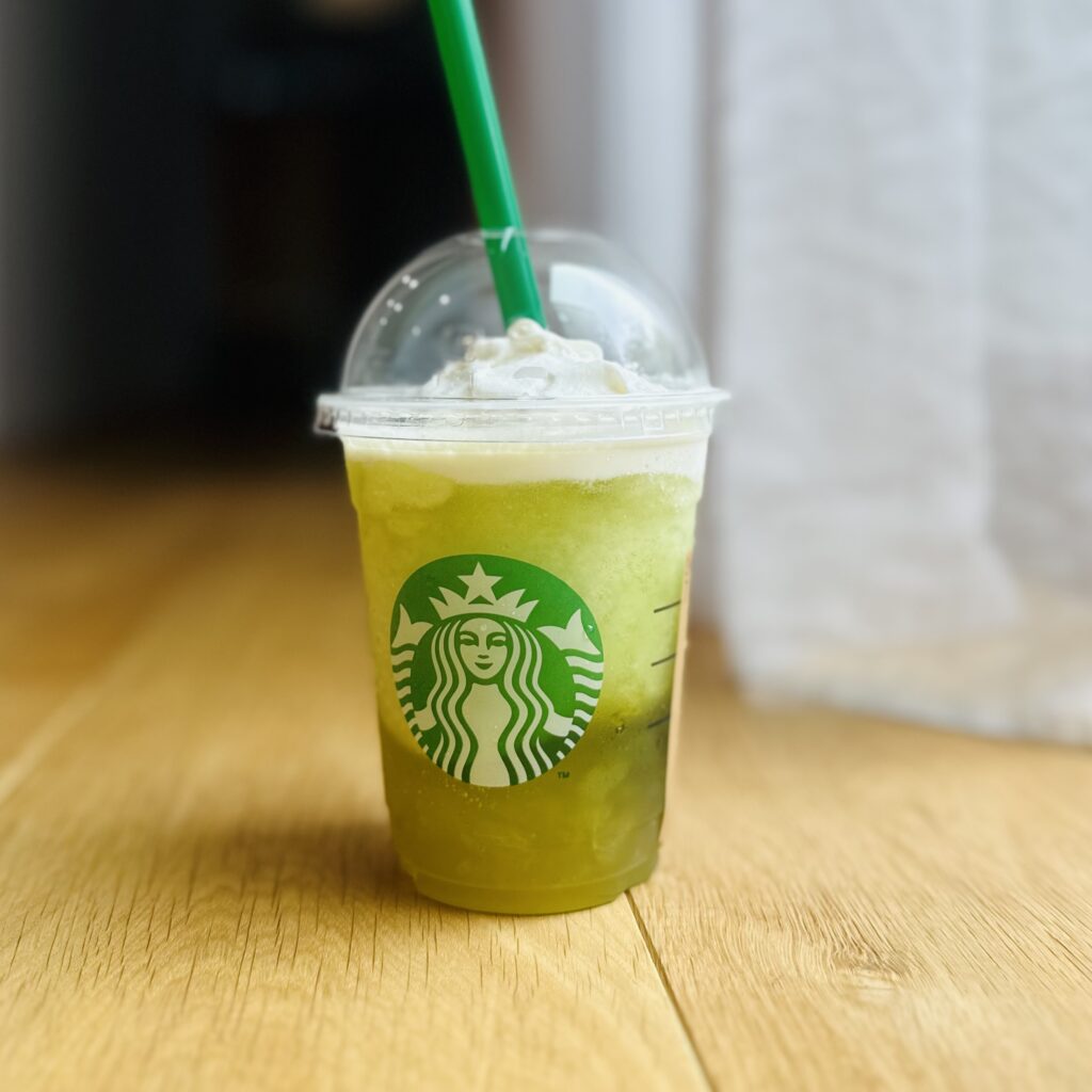スターバックス　グランマスカットフラペチーノ　2025夏