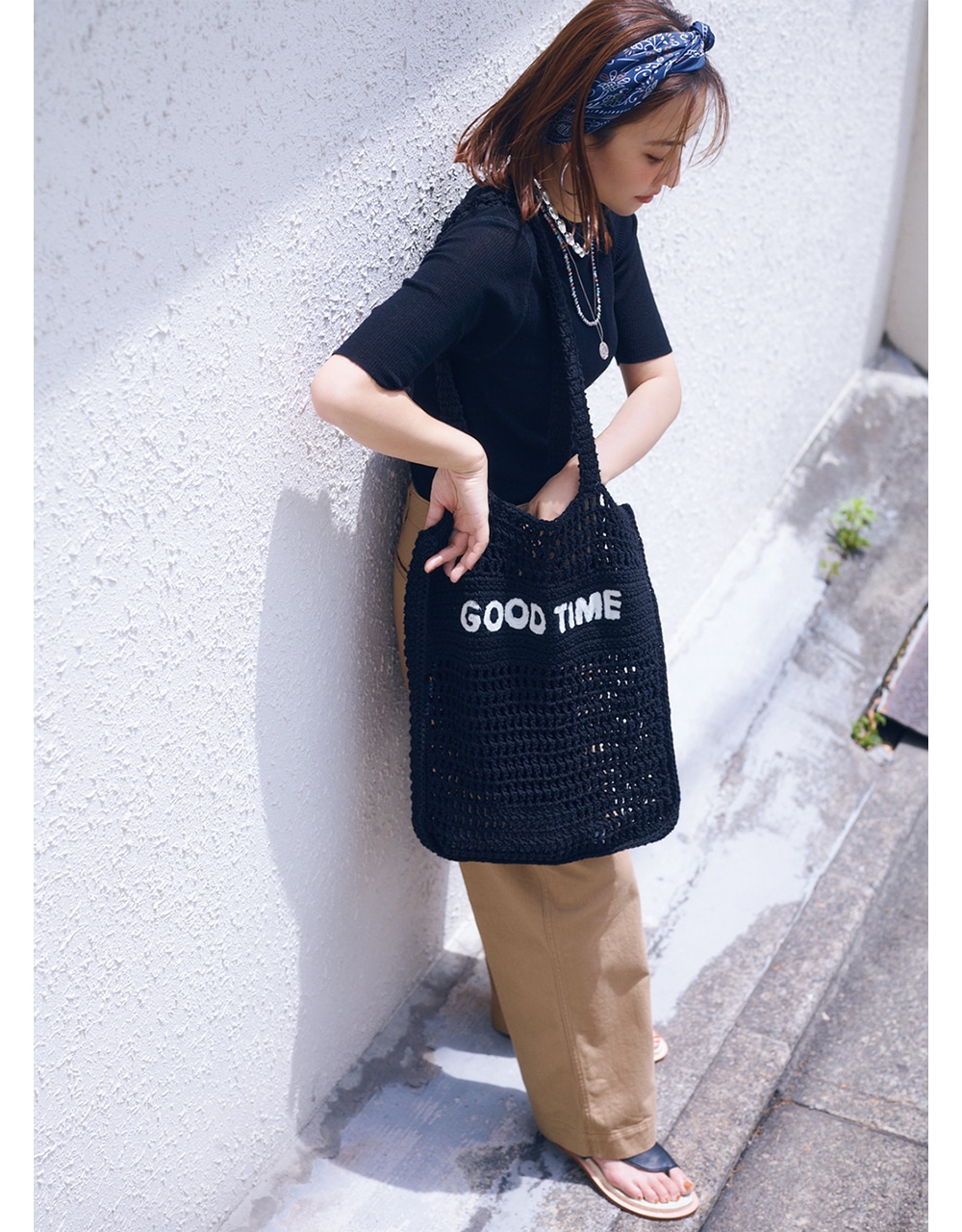 【The Bagmati（バグマティ）】の黒バッグコーデ 　優木まおみさん