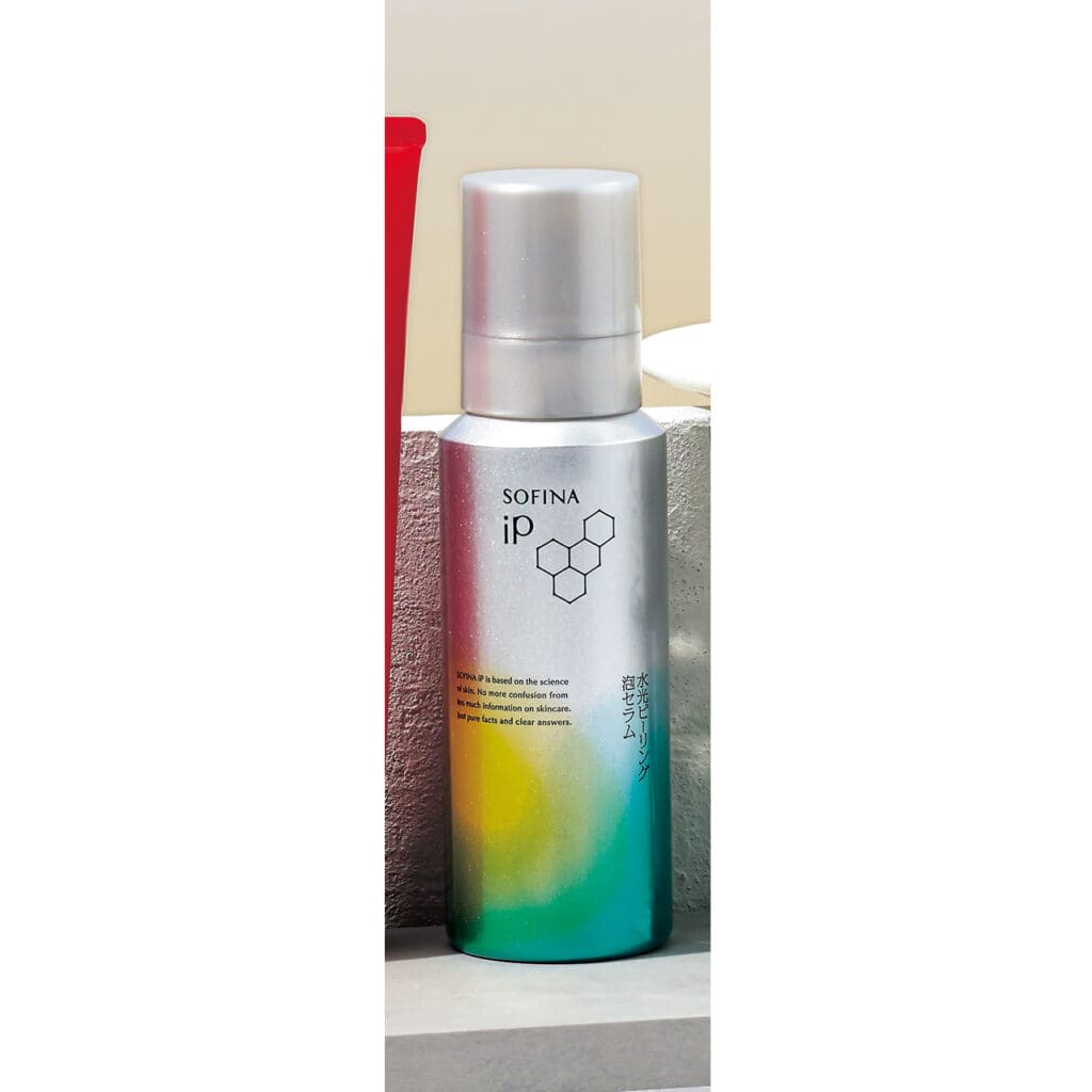 ソフィーナ iP
水光ピーリング泡セラム　120g￥4290（編集部調べ）