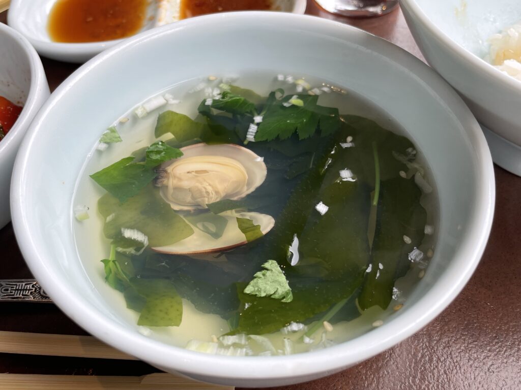 焼き肉定食について来るスープ