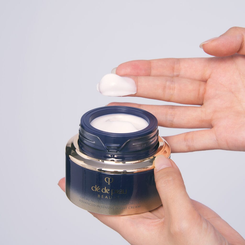 クレ・ド・ポー ボーテ クレームアンタンシヴ R（ニュイ）をお試し！