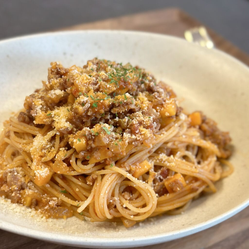 LEE8•9月号 | エンタ麺特集 ワンパンボロネーゼ