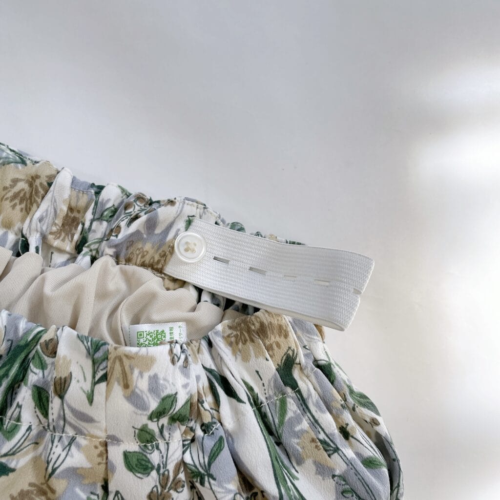 アーバンリサーチドアーズ　花柄パンツ　リンクコーデ