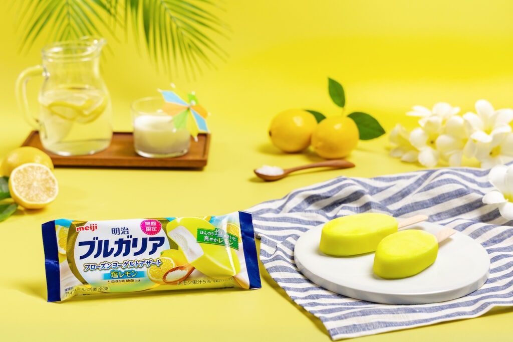 明治ブルガリア フローズンヨーグルトデザート 塩レモン　メインビジュアル