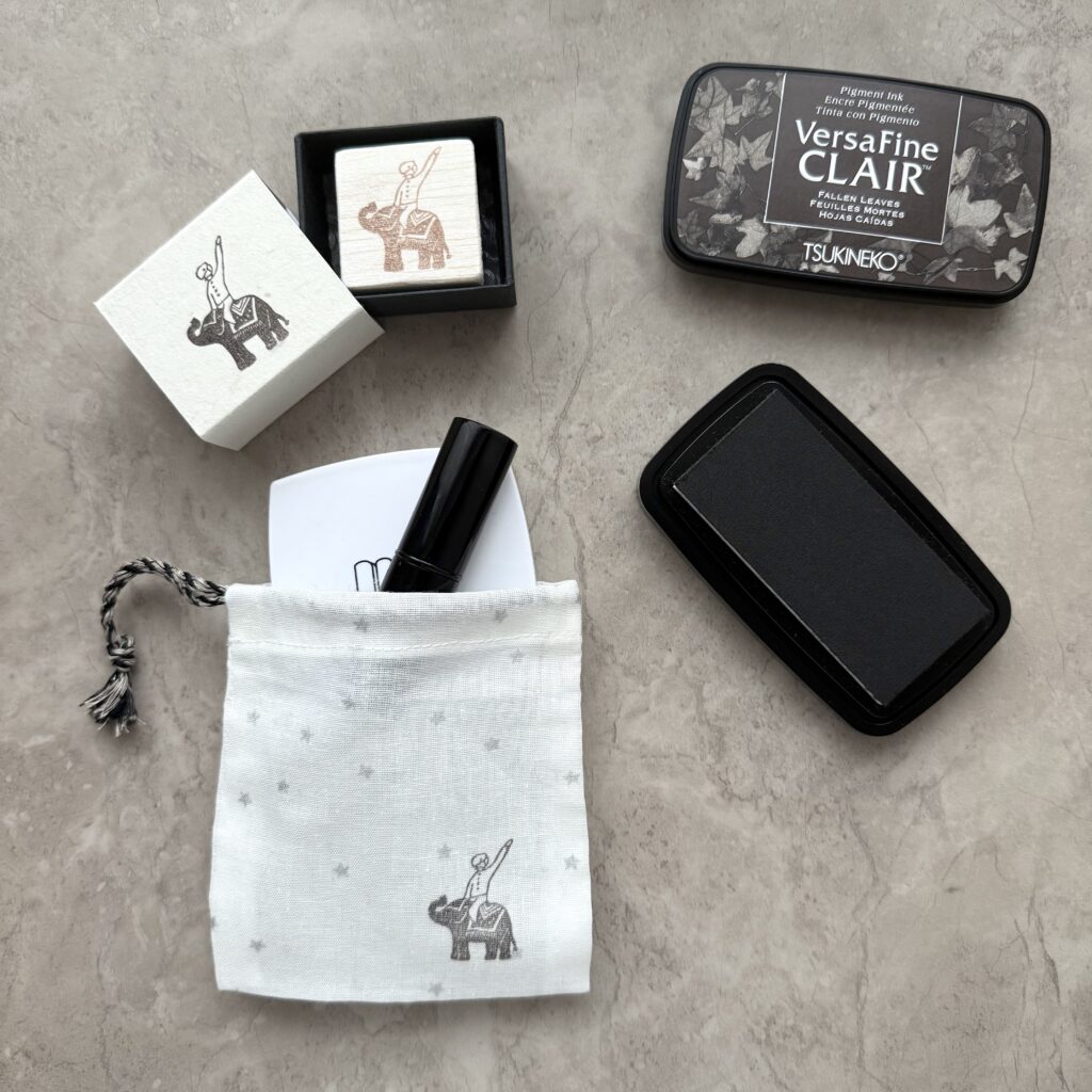 ツバメ舎さんのハンコ　エスニック　check&stripe　