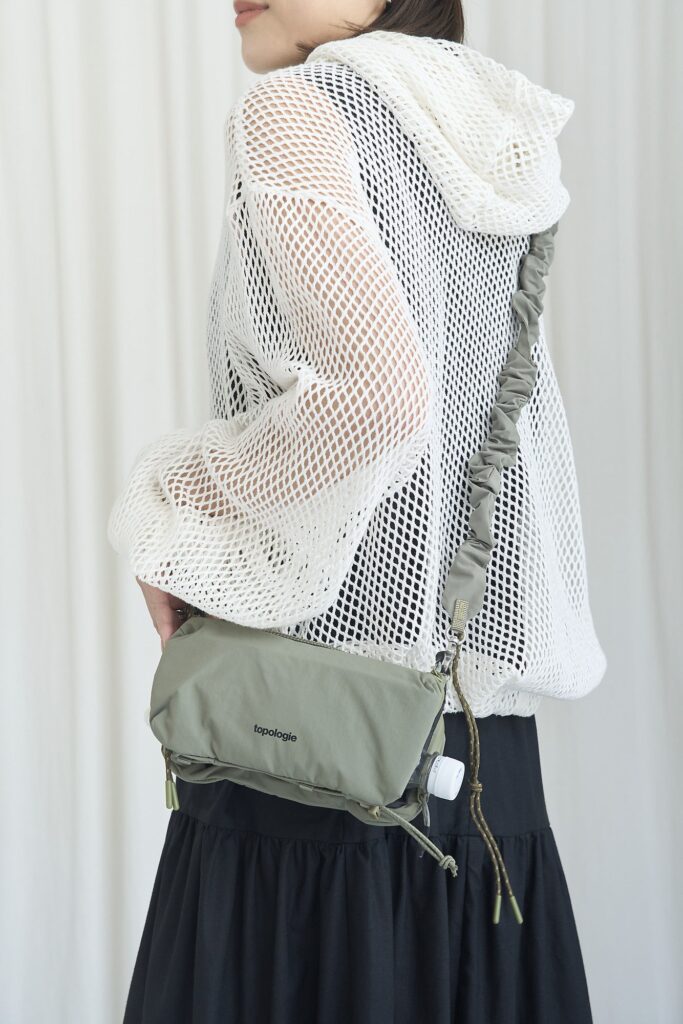 topologie
【LEEオリジナルセット】ボトルサコッシュ＋サテンストラップ
￥16,390